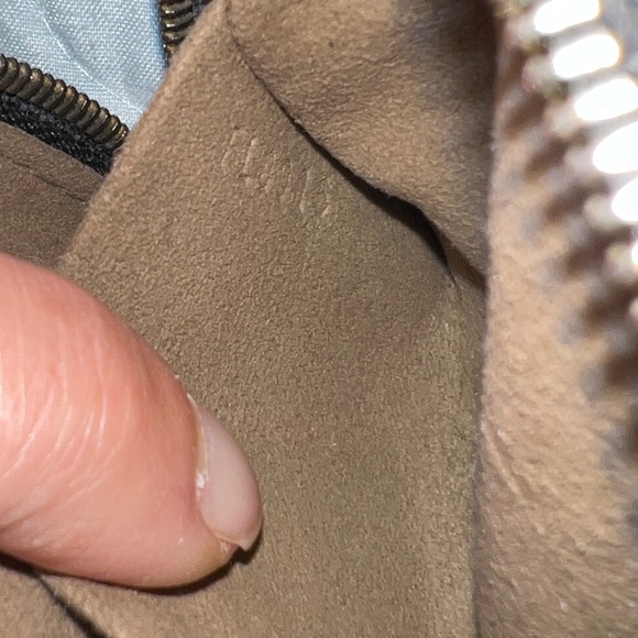 Authentic Louis Vuitton Multicolor Black Murakami Trousse Wapity Pouch & Strap - Picture 14 of 16